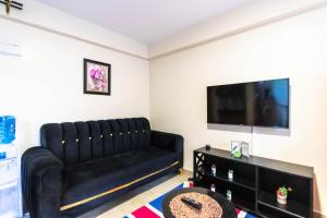 Burgundy Studio with free WI-FI