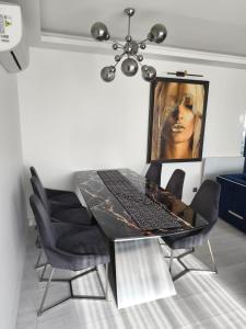 Villa - piscine sans vis à vis