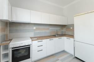 Peraia beachfront apartment