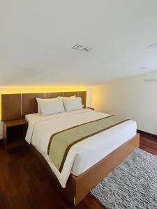 Manis Ae Hotel, Cabin & Resto Bromo