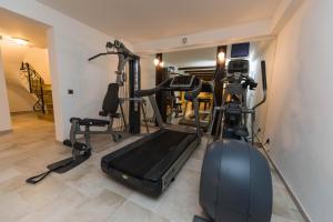 Seaside luxury villa with a swimming pool Cove Mihovilje, Pag - 16124