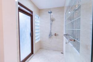 Karens Tropical Villa