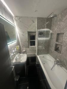 The Upside Down Fulham Penthouse