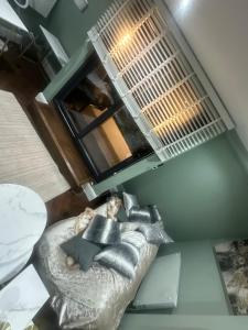 The Upside Down Fulham Penthouse