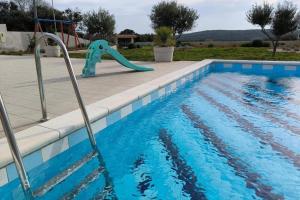 Family friendly house with a swimming pool Cunski, Losinj - 24170