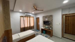 The Hotel Shree Shyam Palace inn