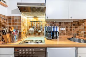 Kaiserallee, Fewo 198