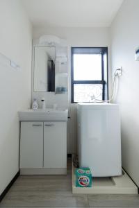 Tokyo Skytree 201 Elegance Blue Twin Room with Bath and WC