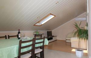 Apartman Mario with pool by Villas Guide