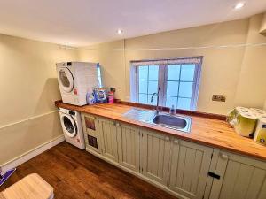 Charming 3 bed kent Cottage