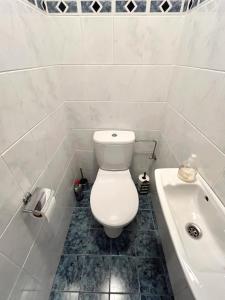 Cozy one-bedroom apartment with sea view and pool T50