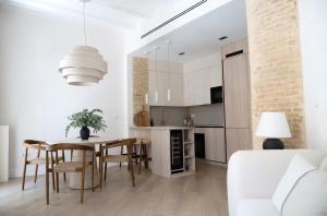 Valencia Boutique Stays - High End Apartment in Ruzafa for long stays