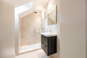 Chez Lilly - Neuf - Haut de Gamme - Tram - Proche centre-ville - Tout confort