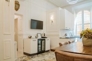 Spadalux Apartment - 3 BR 4 Bath Luxury Apt
