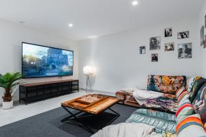 Villa de lujo con jacuzzi, cine, billar y futbolín