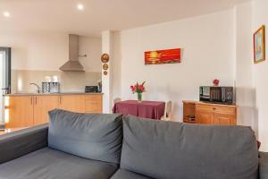 Terrace Villa with Sea View