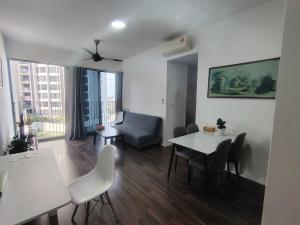 Amazing Geo Bukit Rimau Condominium