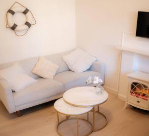 Charming Flat Near Elwood Beach