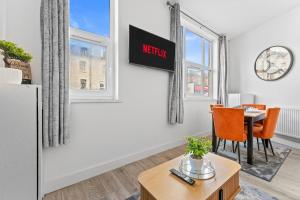 Warmth of Home at Penarth Sleeps 5