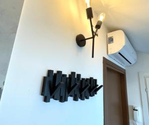 JOIVY Compact Top-Floor Studio in Rapallo