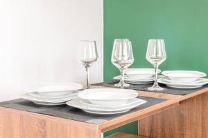 Centralised 2 Bedroom Property by Prestige Lets