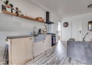 Ride by the Sea Guesthouse