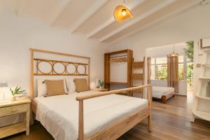 Beau Vallon Bungalows