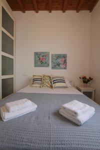 Villa Rouvis with outdoor Hot Tub