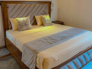 Blue Mangrove lagoon by serenity