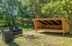 Gorgeous Home In Højby With Wifi