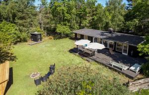 Gorgeous Home In Højby With Wifi