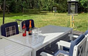 Gorgeous Home In Højby With Wifi