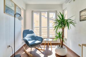 Cozy rooftop apartment with the city view