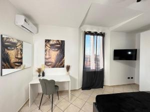 Evelyne HOME - centro storico a due passi -