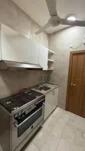 Stylish 1 Bedroom Bawsher Flat