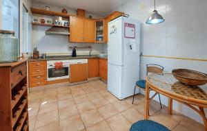 3 Bedroom Cozy Home In Islantilla - Isla Cris