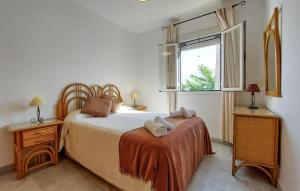 3 Bedroom Cozy Home In Islantilla - Isla Cris