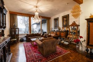 Arctic Winter Villa - Pool and Sauna