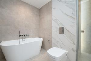 Unique Tower Premium LUX Apartments Heart of Warsaw by Renters Prestige