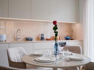 Kotzebue Stay - Kalamaja Luxury - Bold & Refined