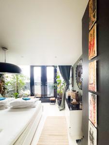 Skatta Secret Penthouse