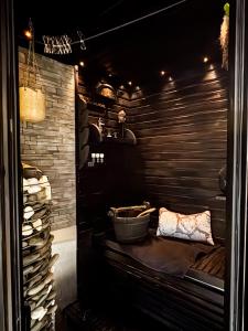 Skatta Secret Penthouse