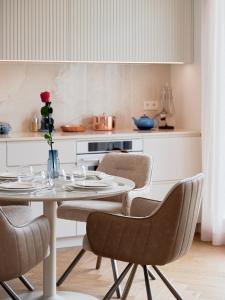 Kotzebue Stay - Kalamaja Luxury - Bold & Refined