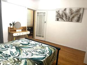 Spacious 4 Bedroom Family Home Near Airport and City