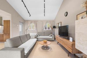 Villa Dominika with private pool and BBQ