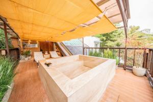 BS Urban Retreat Garden and Spa near Gyeongbokgung