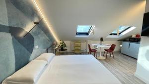 JOIVY Elegant Top-Floor Studio Apartment in Rapallo