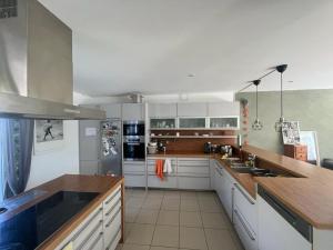 Luxuriöses Villenanwesen in ruhiger Lage