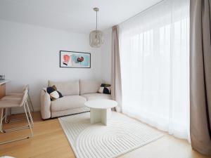 Kotzebue Stay - Neutral Chic, Effortlessly Elegant Studio at Kalamaja