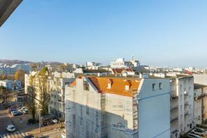 Colorful & Designer Apartment in the Centre of Gdynia by Noclegi Renters